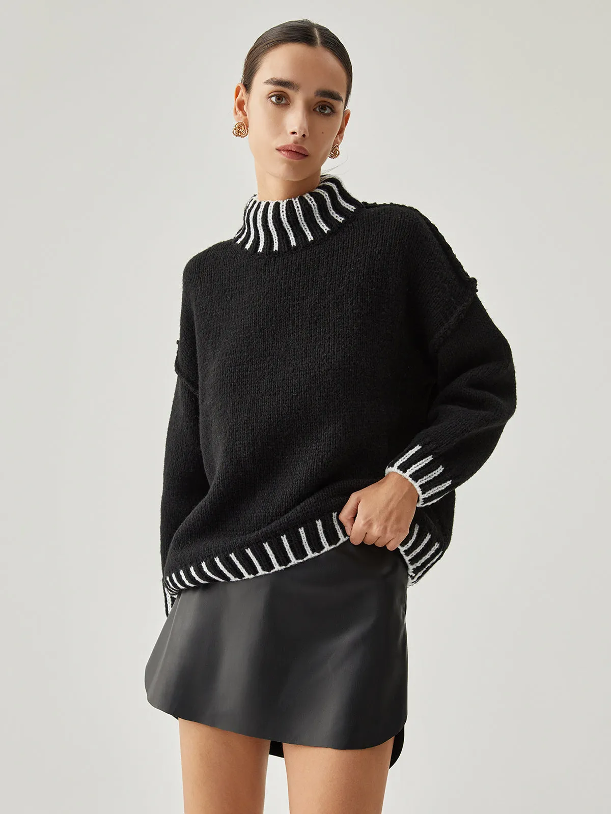 Contrast Stitch Graceful Mock Neck Sweater